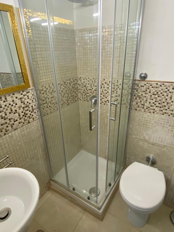 Roma Suite Idromassaggio Dış mekan fotoğraf